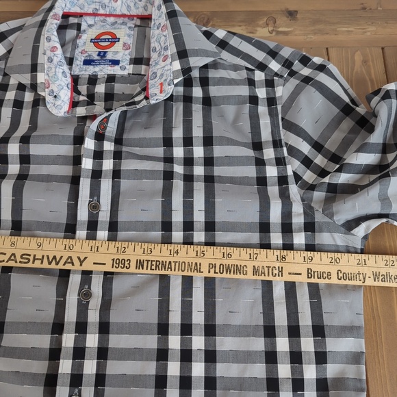 Jermyn & Bond Men’s Black White Button Down Flip Cuff Shirt - Picture 6 of 12